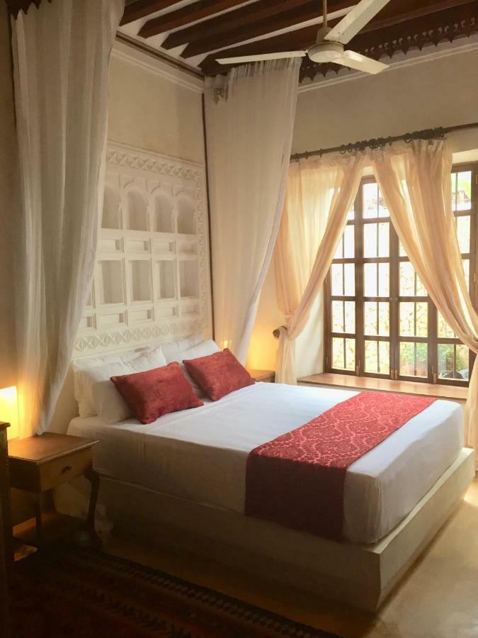 Bed and Breakfast Beytsalam Lamu Exterior foto